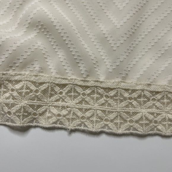 Eclair S Women’s Blouse Balloon Sleeve Cream Lace Hem Career*1 Fabric Spot Geo - Picture 7 of 11